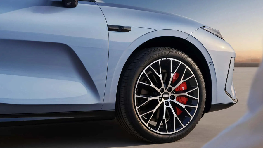 Geely May Build Cars in Ford’s Spanish Plant to Bypass EU Tariffs