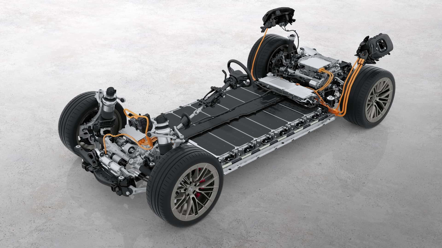 Porsche Cayenne Turbo Electric tyl i zawieszenie detal